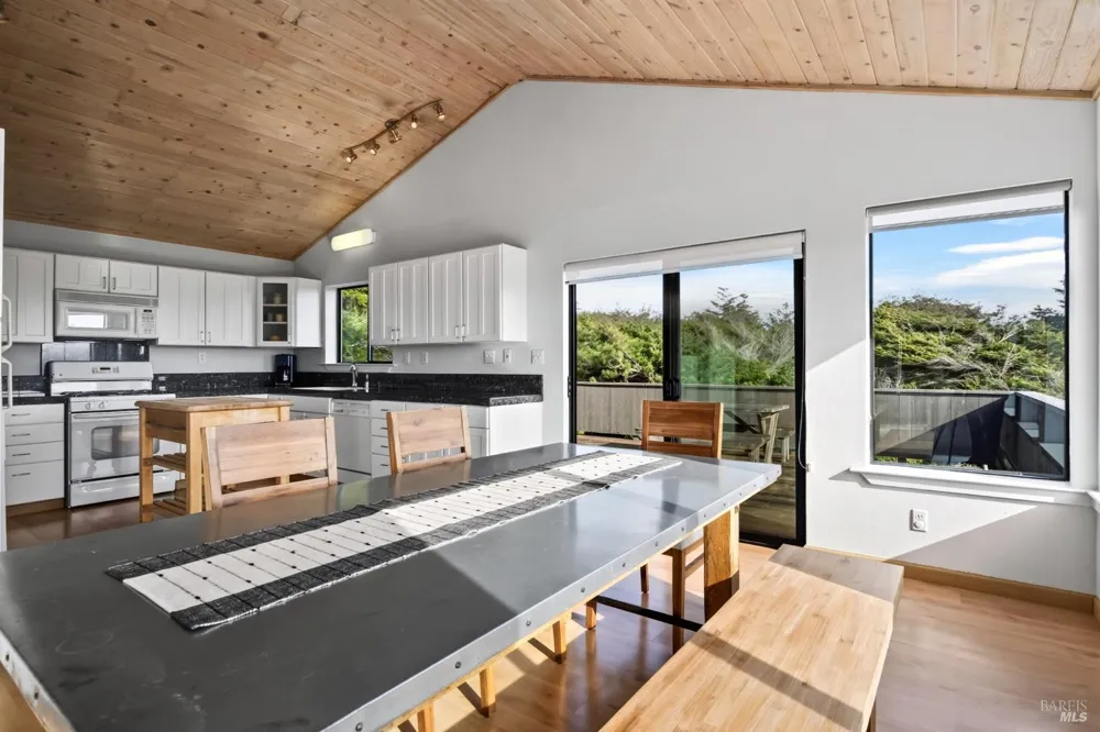 226 White Tail The Sea Ranch, CA 95497