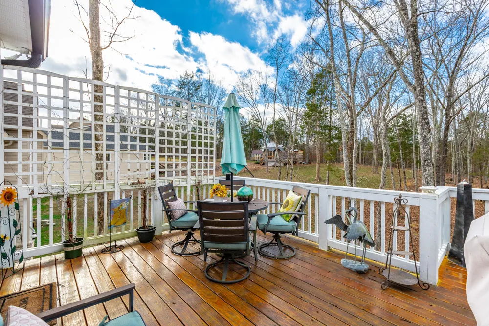 7273 Ron Road Ooltewah, TN 37363