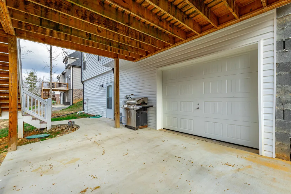 7273 Ron Road Ooltewah, TN 37363