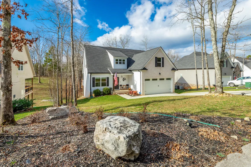 7273 Ron Road Ooltewah, TN 37363