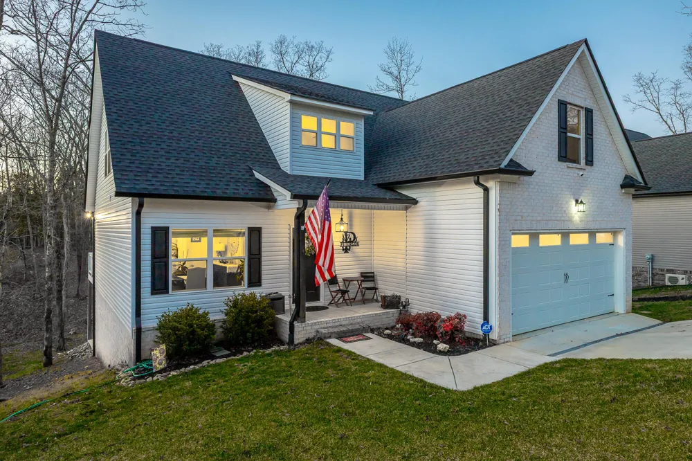 7273 Ron Road Ooltewah, TN 37363