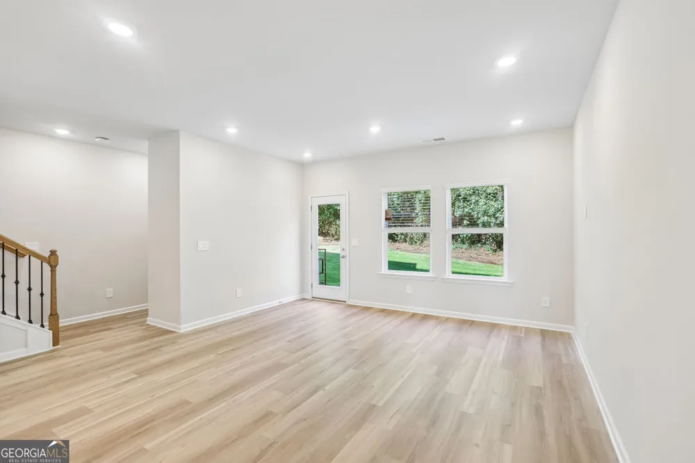 7856 Marie WAY Fairburn, GA 30213