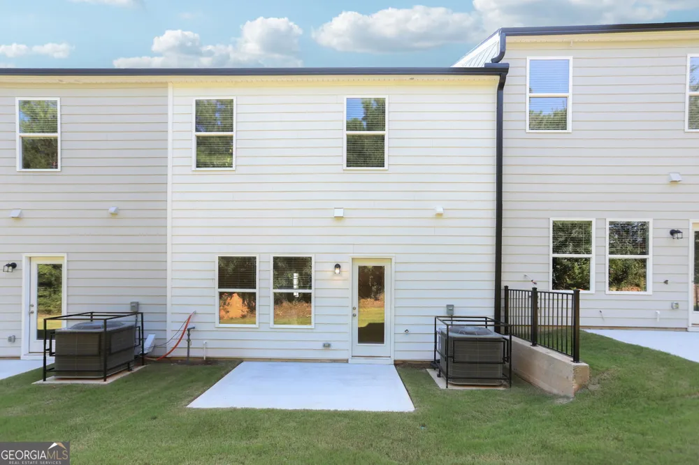7856 Marie WAY Fairburn, GA 30213