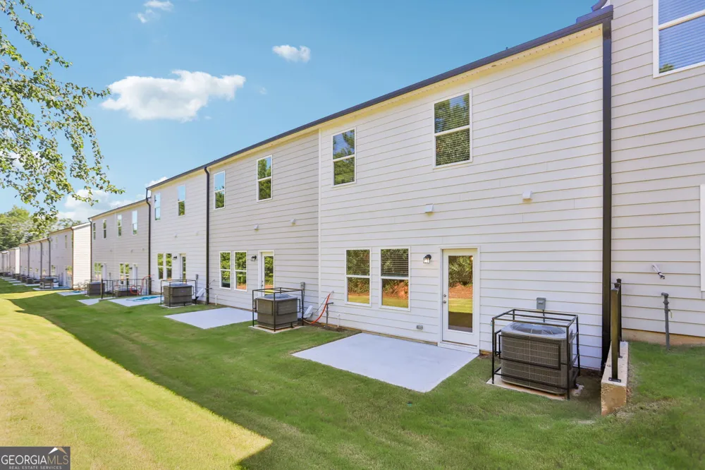 7856 Marie WAY Fairburn, GA 30213