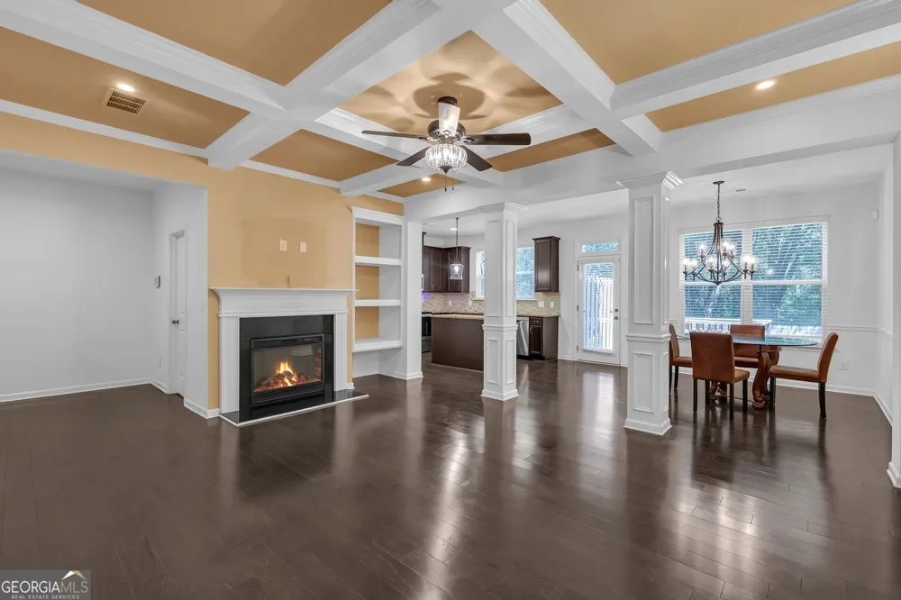 2662 Stonekey BND Lithonia, GA 30058