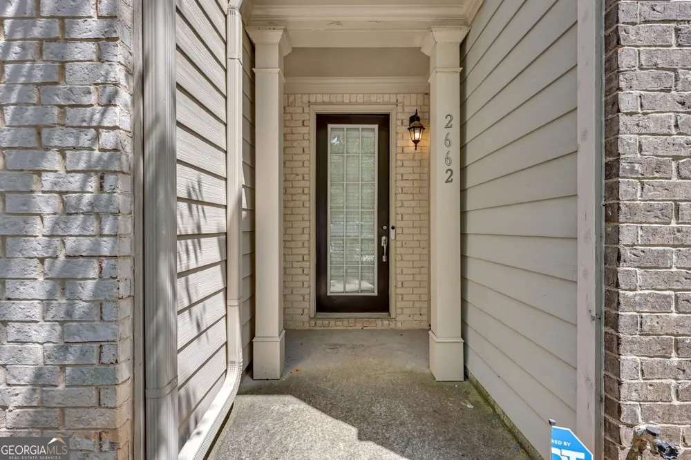 2662 Stonekey BND Lithonia, GA 30058