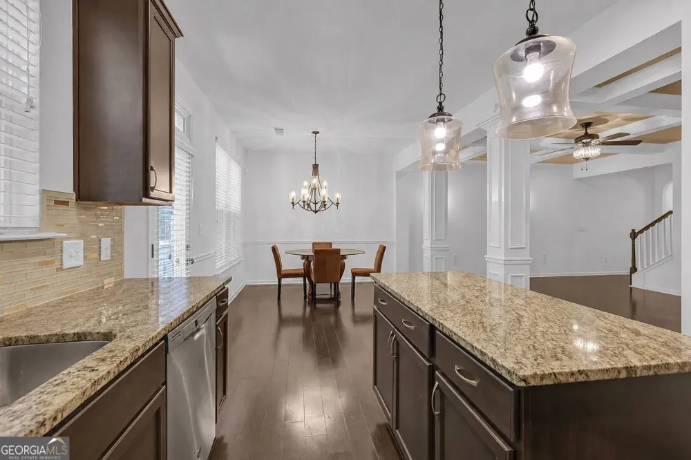 2662 Stonekey BND Lithonia, GA 30058