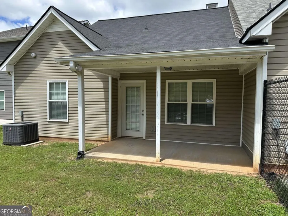 1910 School House LN Temple, GA 30179