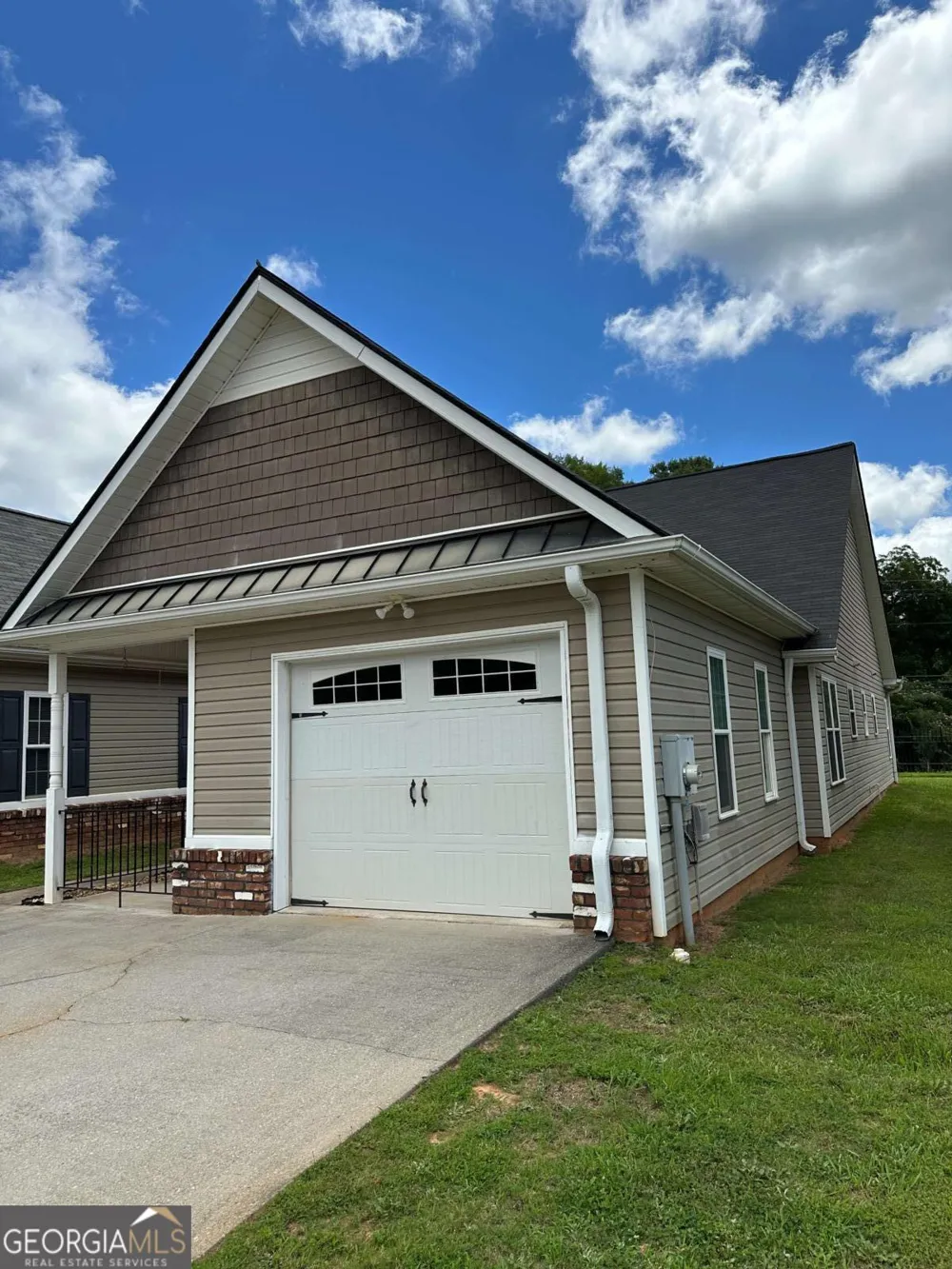 1910 School House LN Temple, GA 30179