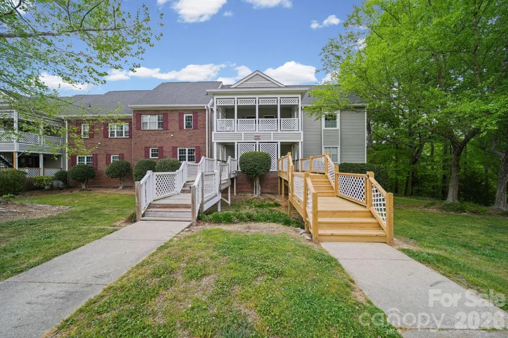 503 Gooseneck Drive #B2 Cary, NC 27513