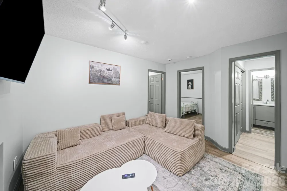 503 Gooseneck Drive #B2 Cary, NC 27513