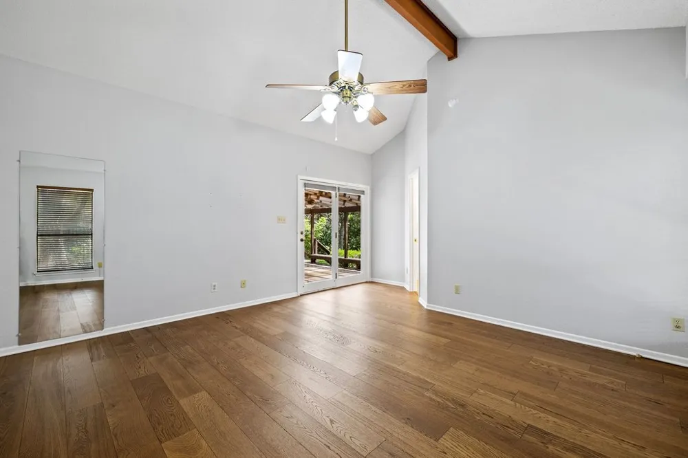 110 Blue Jay Drive Lakeway, TX 78734