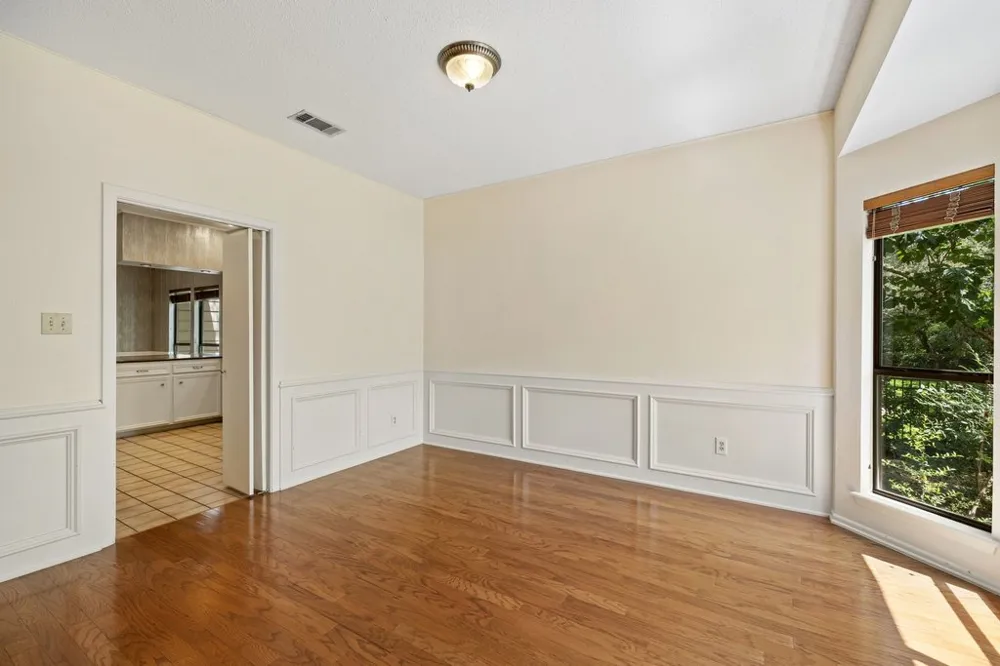 110 Blue Jay Drive Lakeway, TX 78734