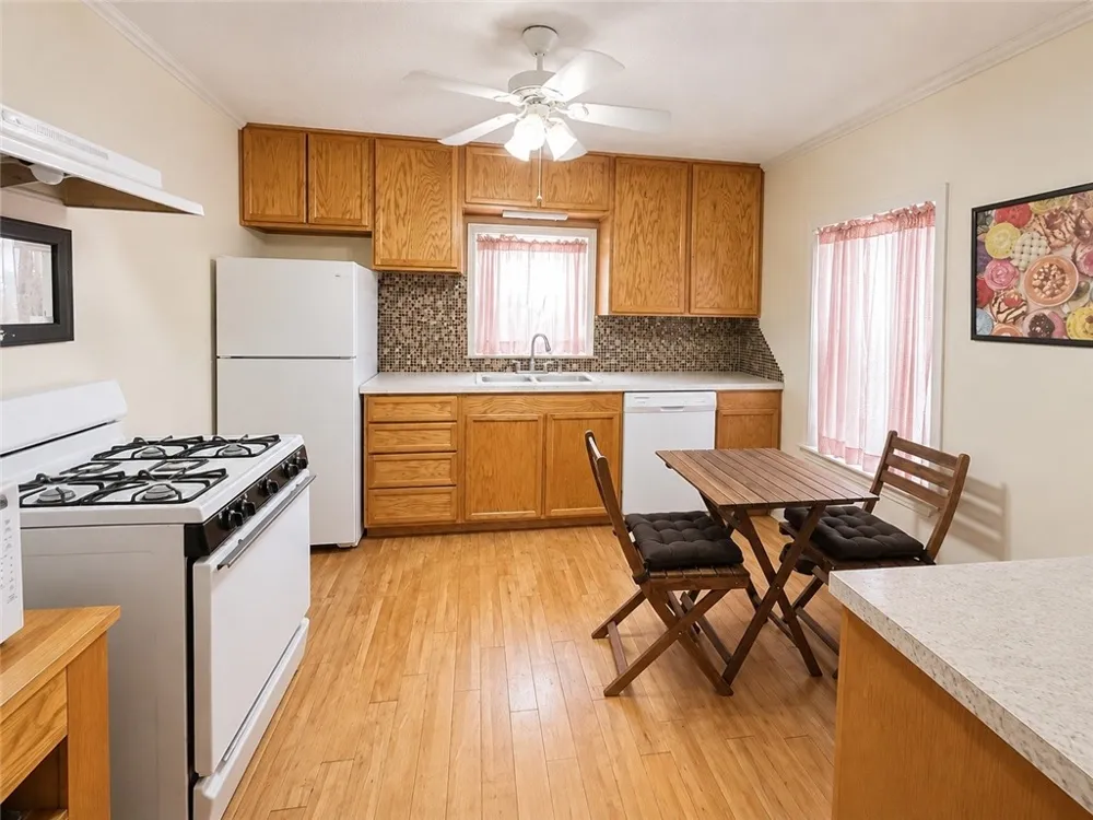 518 Commerce Street Portland, TX 78374