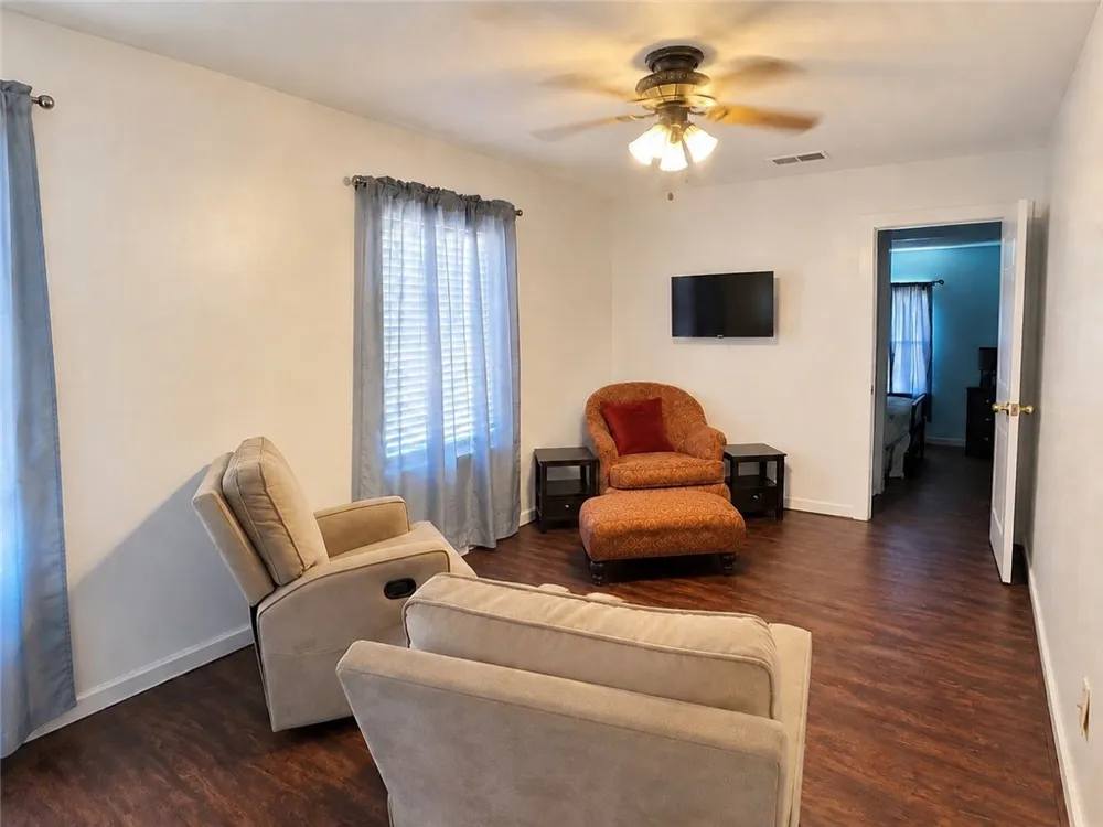 518 Commerce Street Portland, TX 78374