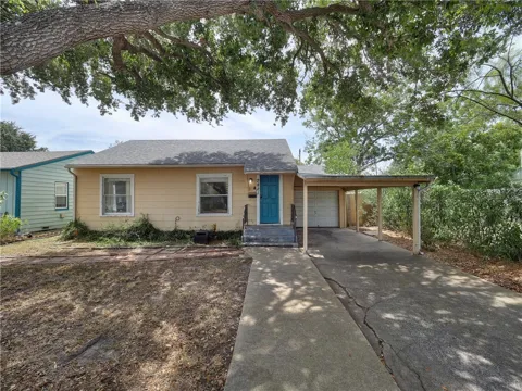 2821 Topeka Street