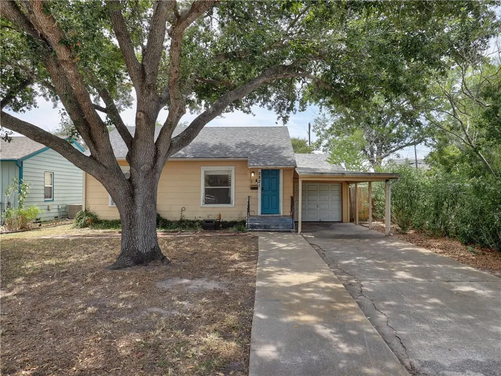 2821 Topeka Street Corpus Christi, TX 78404