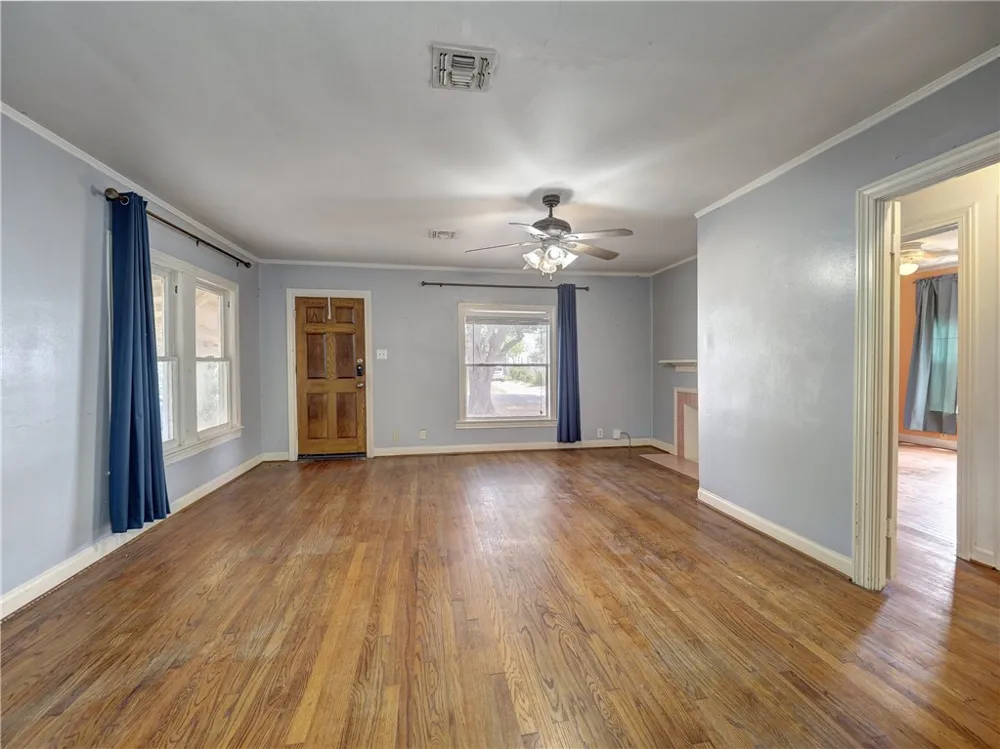 2821 Topeka Street Corpus Christi, TX 78404
