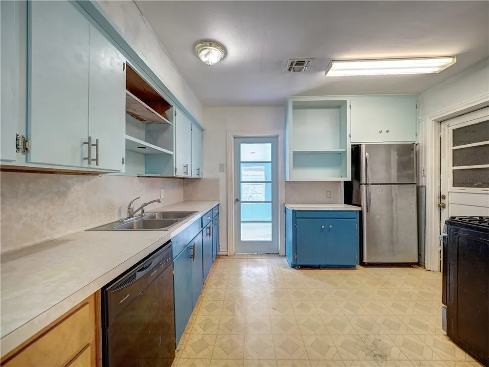 2821 Topeka Street Corpus Christi, TX 78404