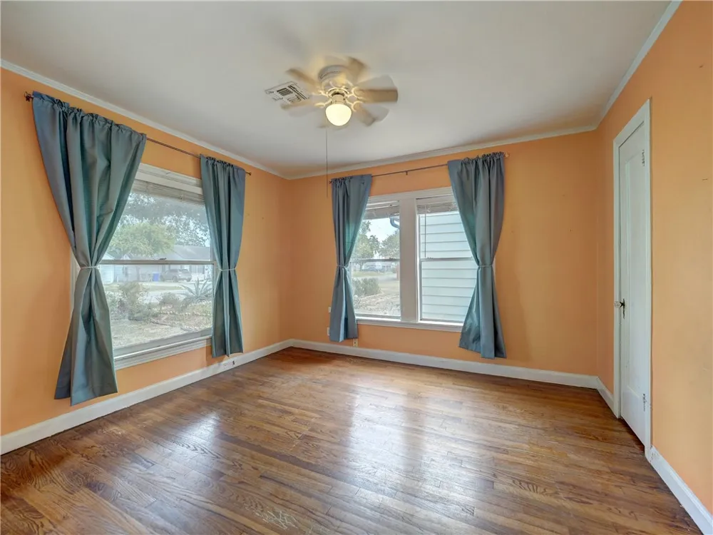 2821 Topeka Street Corpus Christi, TX 78404
