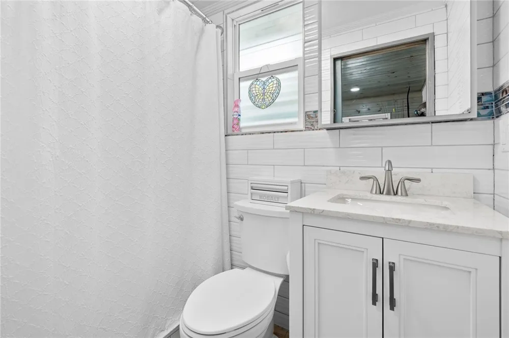 202 S 7th Street Rockport, TX 78382