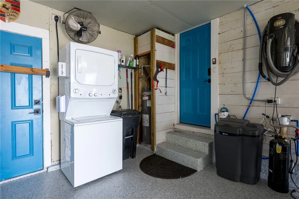202 S 7th Street Rockport, TX 78382