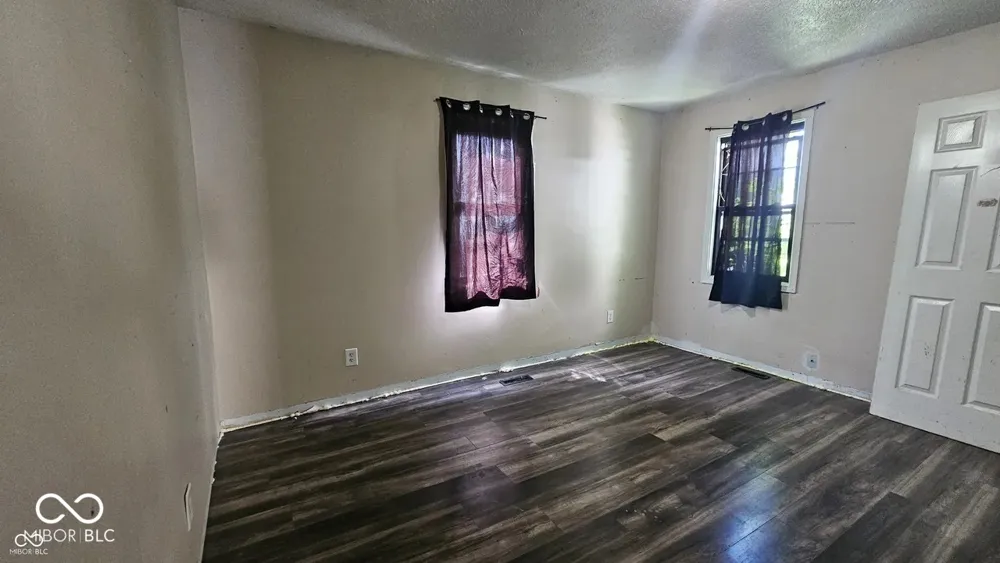 204 E Sherman Street Windfall, IN 46076