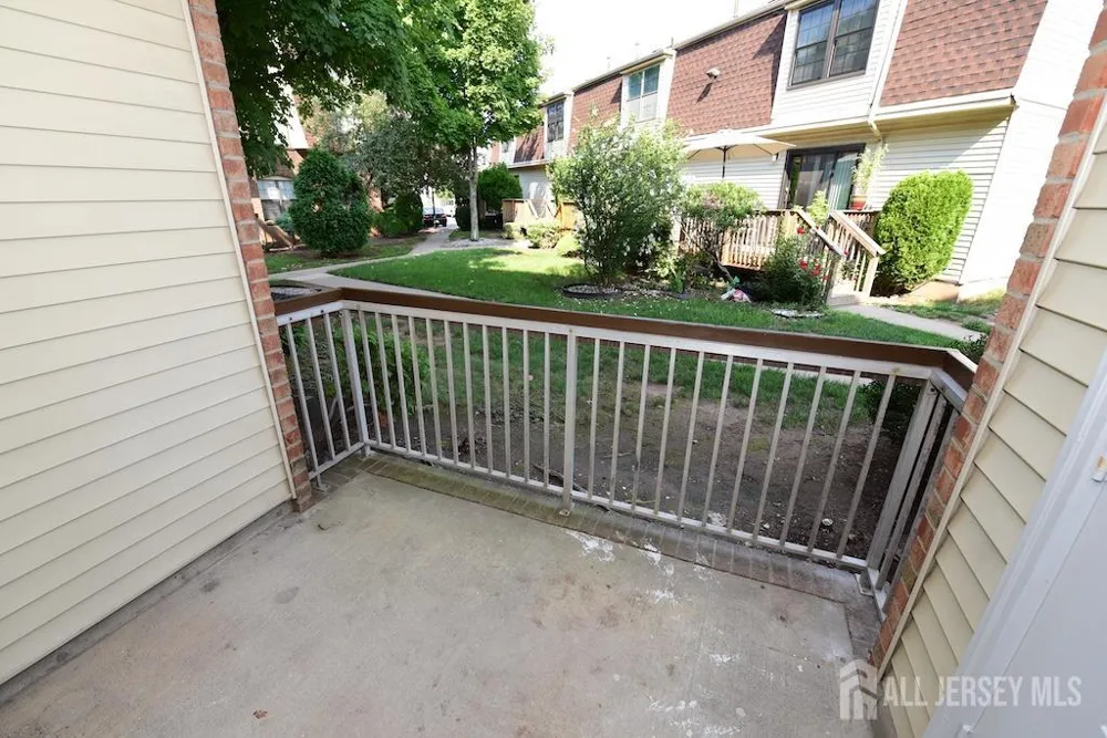 302 Hidden Village Drive Perth Amboy, NJ 08861
