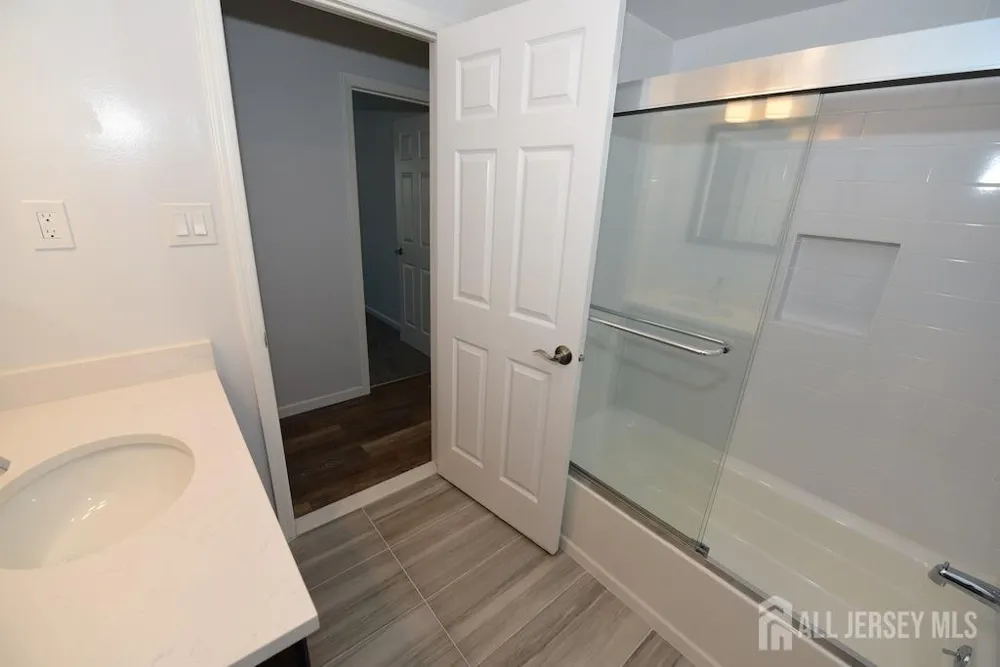 302 Hidden Village Drive Perth Amboy, NJ 08861