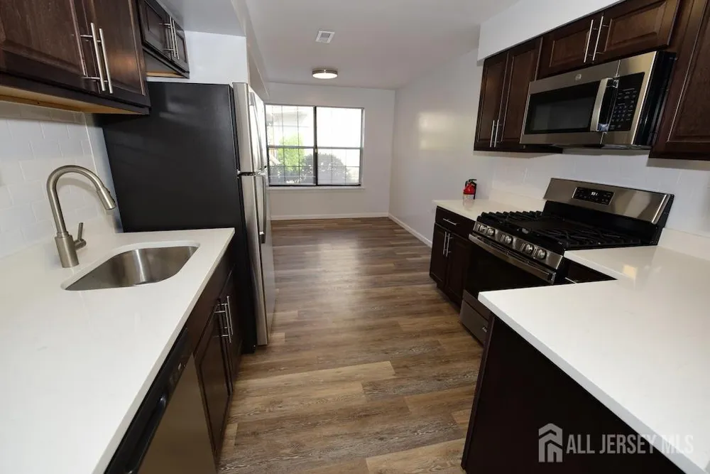 302 Hidden Village Drive Perth Amboy, NJ 08861