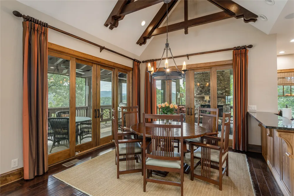541 Summer Hill Road Cullowhee, NC 28723