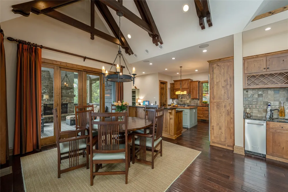 541 Summer Hill Road Cullowhee, NC 28723