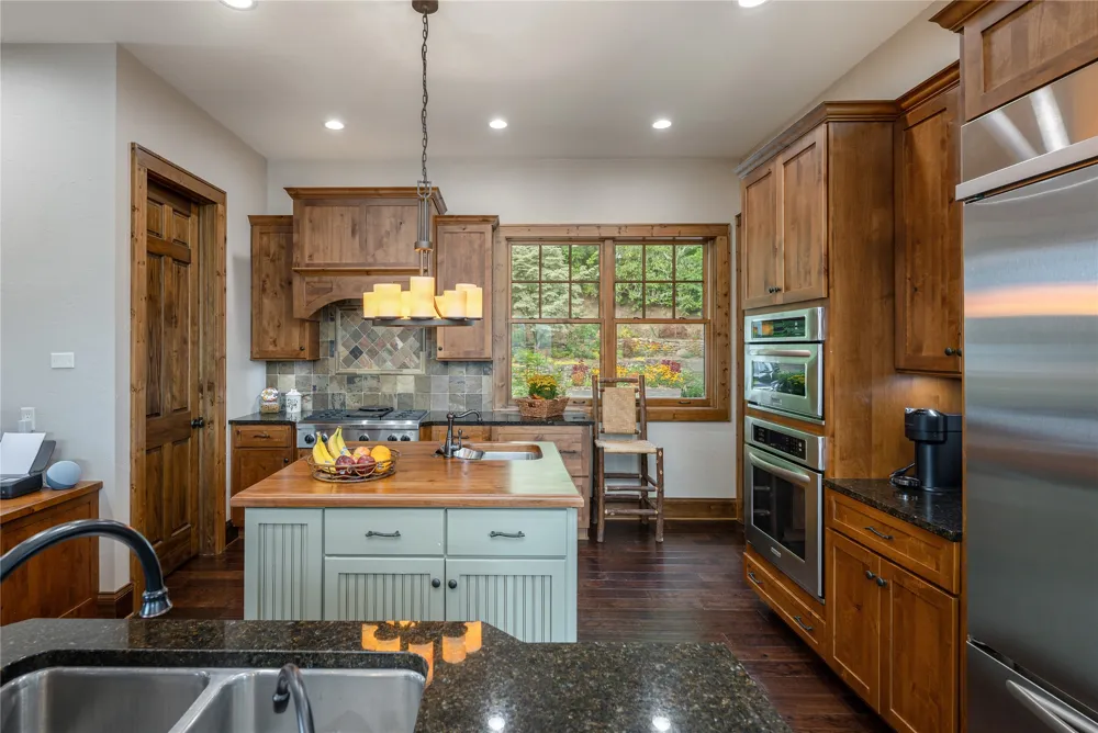 541 Summer Hill Road Cullowhee, NC 28723
