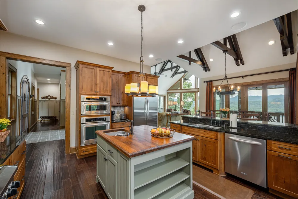 541 Summer Hill Road Cullowhee, NC 28723