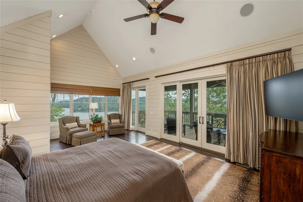 541 Summer Hill Road Cullowhee, NC 28723
