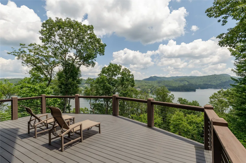 541 Summer Hill Road Cullowhee, NC 28723