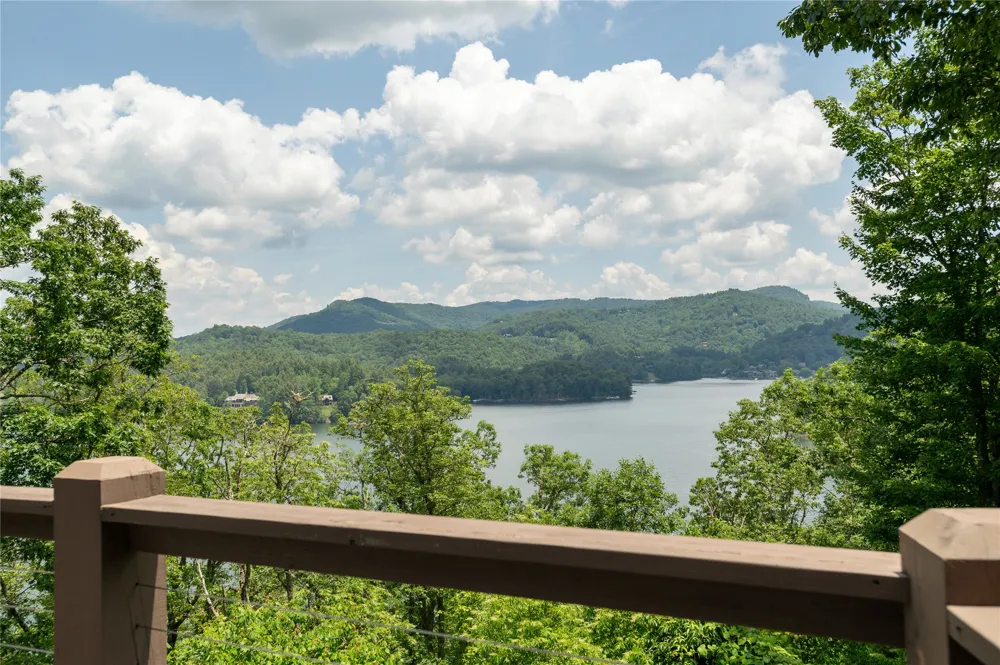 541 Summer Hill Road Cullowhee, NC 28723
