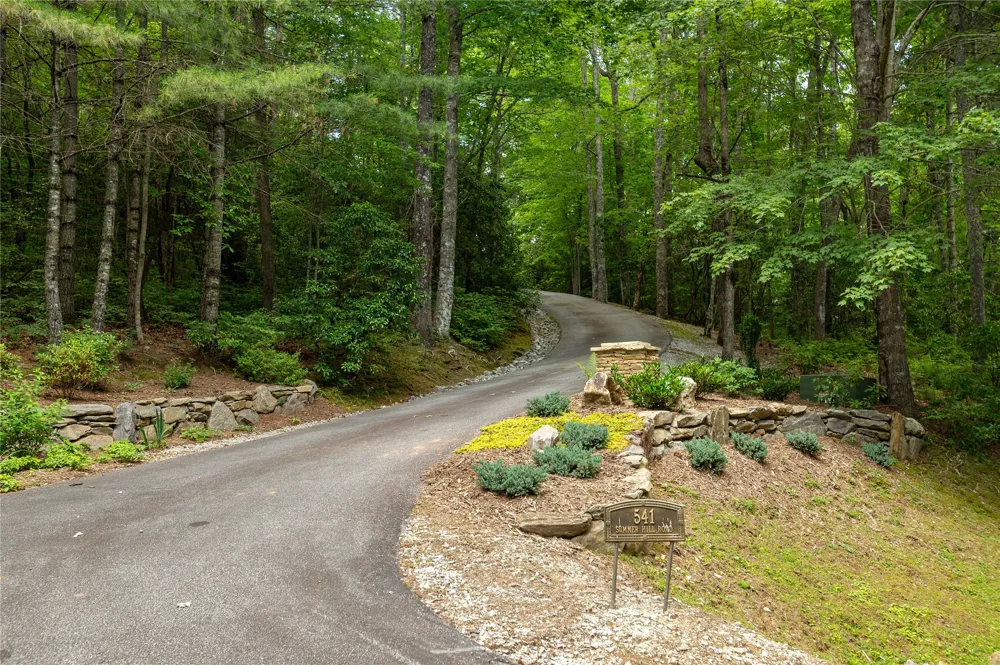 541 Summer Hill Road Cullowhee, NC 28723
