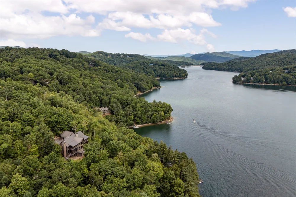 541 Summer Hill Road Cullowhee, NC 28723