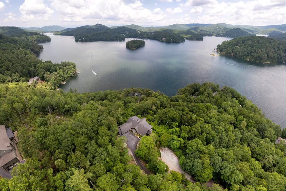 541 Summer Hill Road Cullowhee, NC 28723