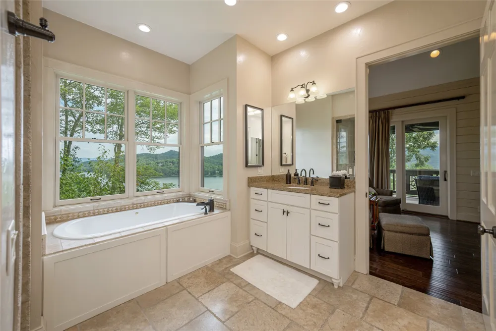 541 Summer Hill Road Cullowhee, NC 28723