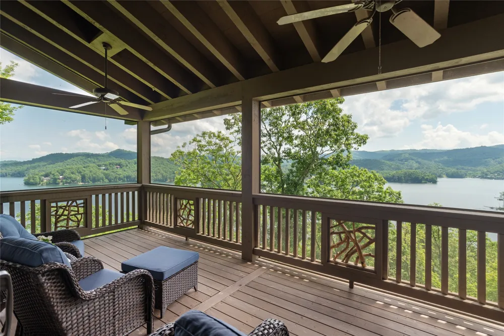 541 Summer Hill Road Cullowhee, NC 28723