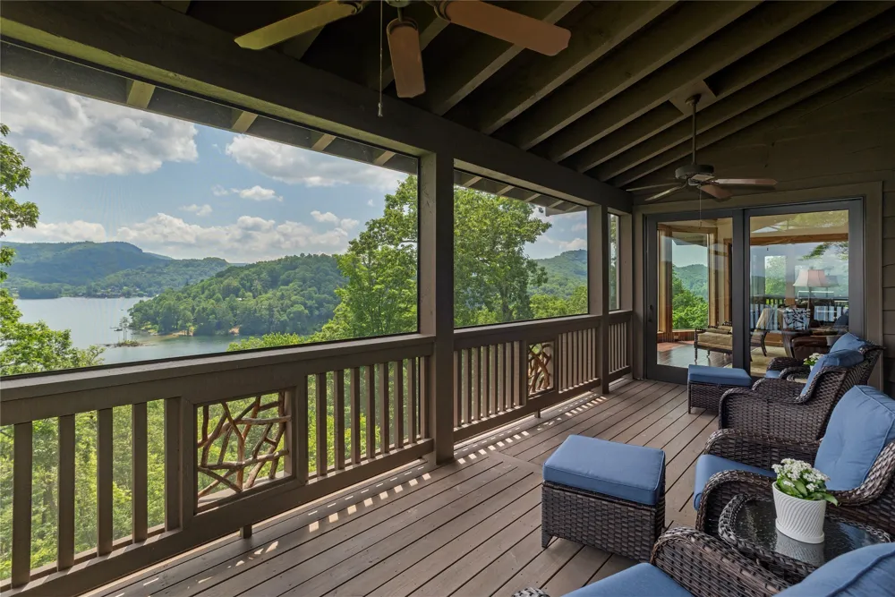 541 Summer Hill Road Cullowhee, NC 28723