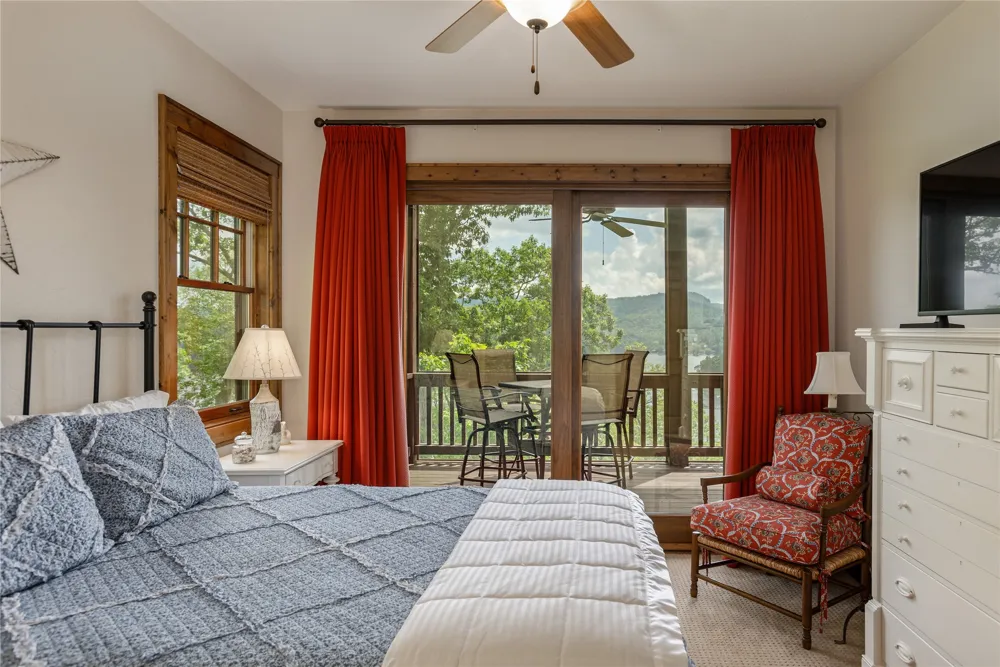 541 Summer Hill Road Cullowhee, NC 28723