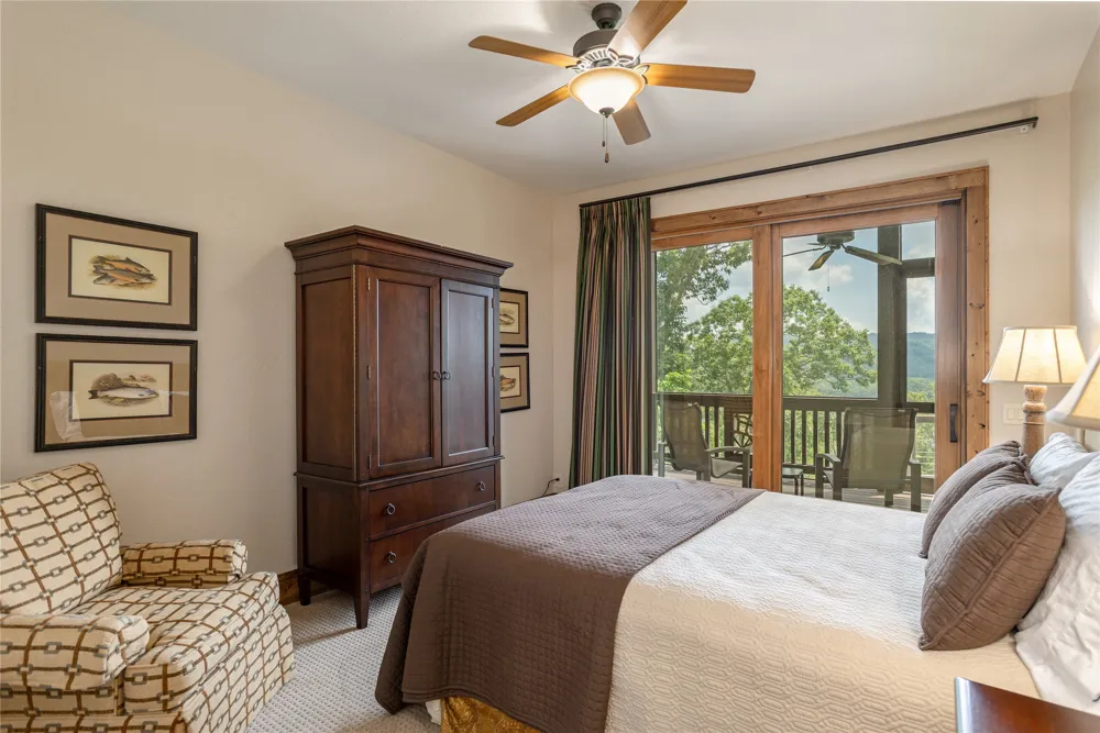 541 Summer Hill Road Cullowhee, NC 28723
