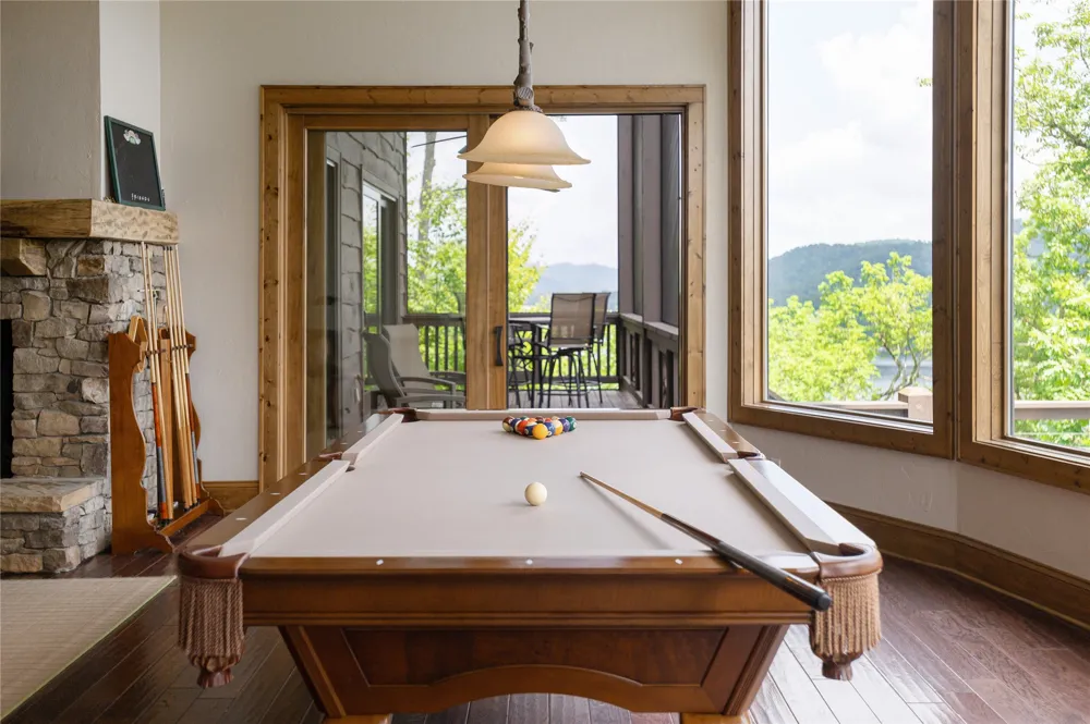 541 Summer Hill Road Cullowhee, NC 28723