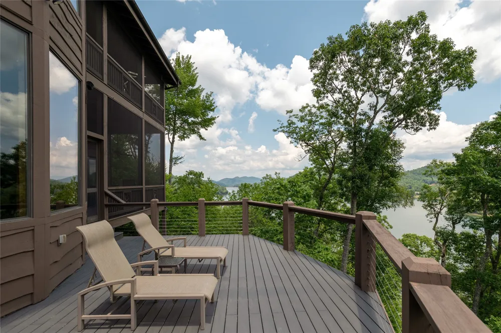 541 Summer Hill Road Cullowhee, NC 28723