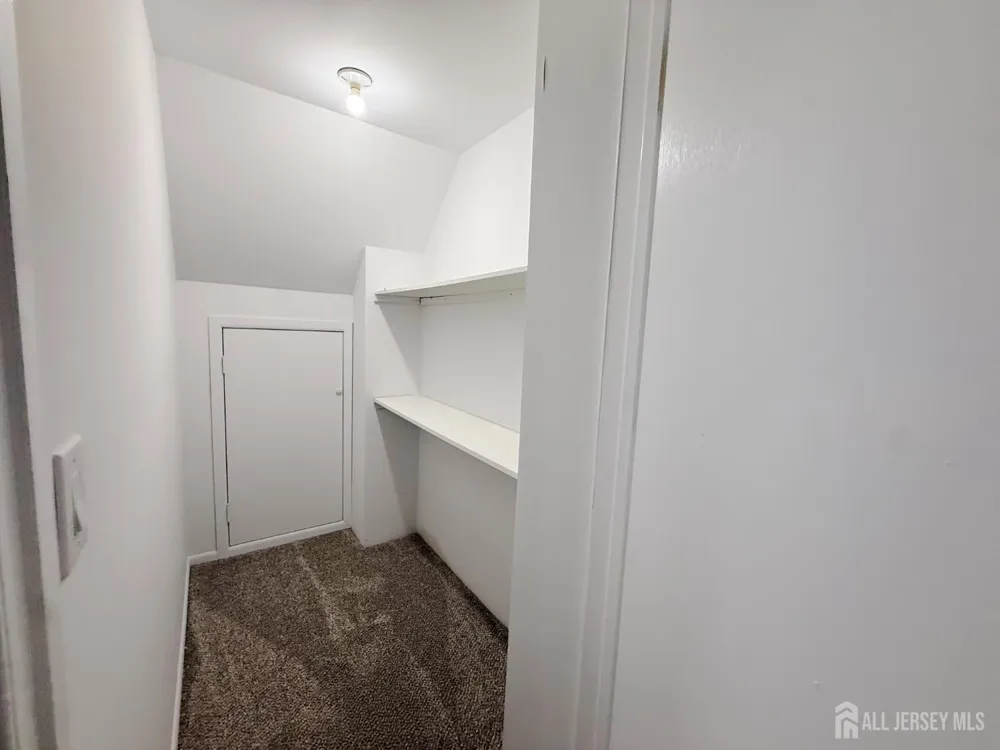 1 Johns Place Helmetta, NJ 08828