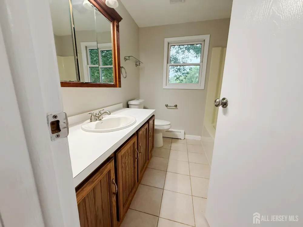 1 Johns Place Helmetta, NJ 08828