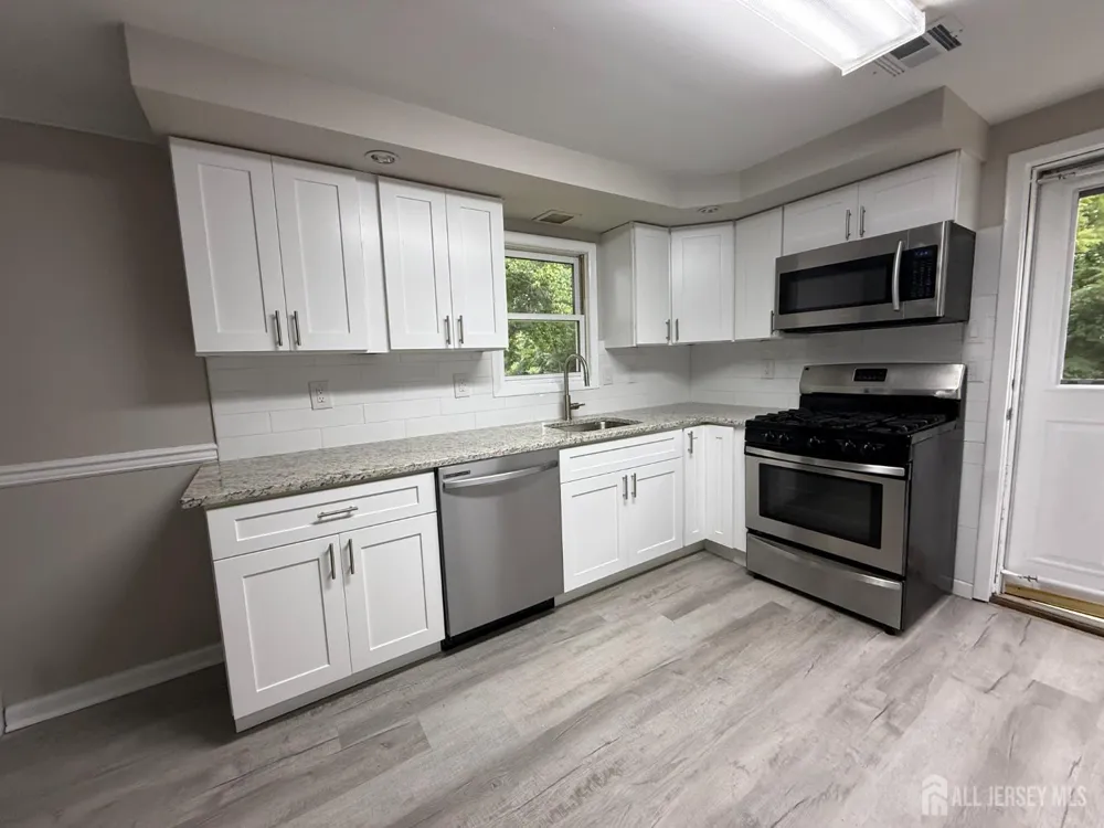 1 Johns Place Helmetta, NJ 08828